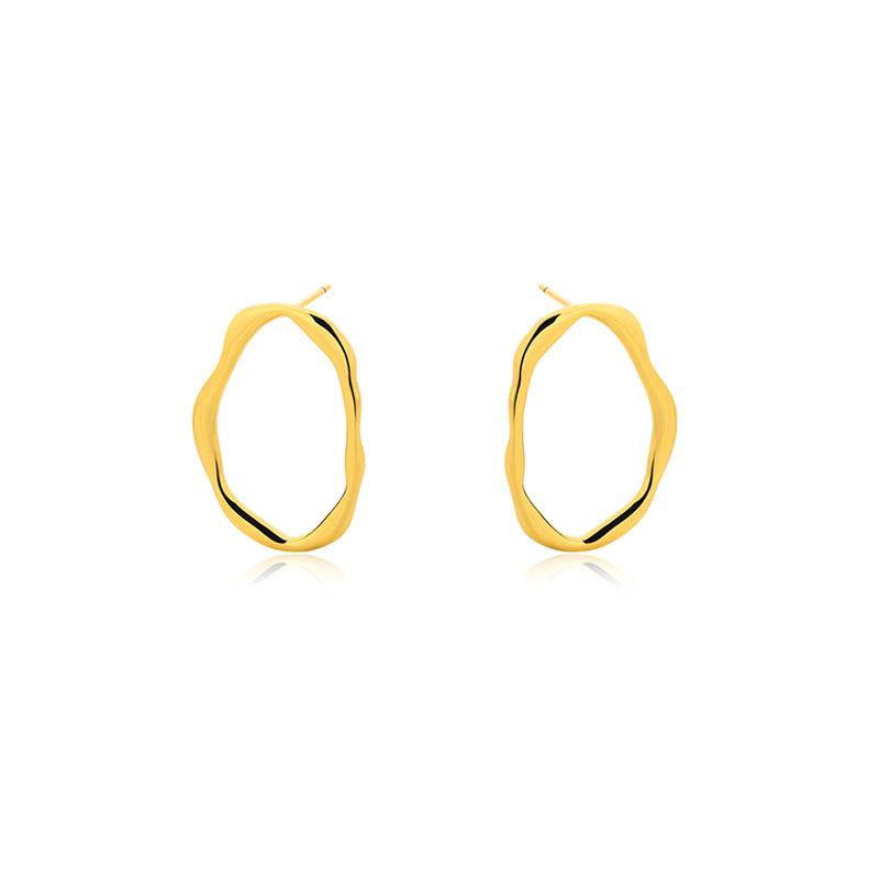 Misshapen Oval Earrings In Gold