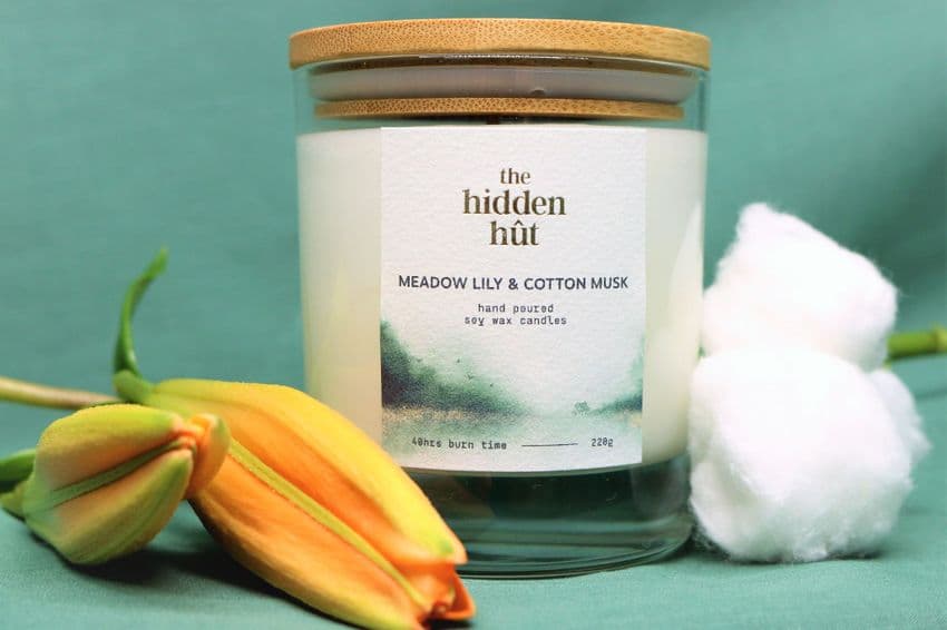 Meadow Lily & Cotton Musk 220g Candle