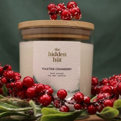 Yuletide Cranberry 220g Candle